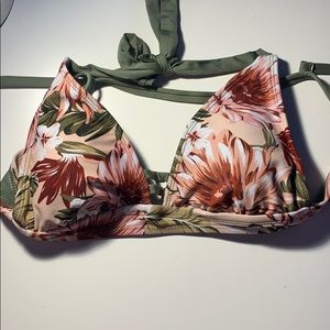 Hawiann print bikini top